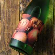 画像1: 平六 layer リンゴ 720ml（要冷蔵）（日本酒 平六醸造 ひらろく） (1)
