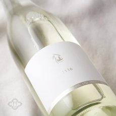 画像4: 陸奥八仙 V1116 白ワイン酵母仕込み 720ml（日本酒 八戸酒造 むつはっせん） (4)