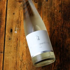 画像2: 陸奥八仙 natural sparkling スパークリング 500ml （要冷蔵）（日本酒 八戸酒造 むつはっせん） (2)