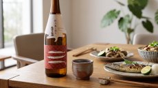 画像2: 秋刀魚と呑む越路乃紅梅 無濾過原酒（日本酒 頚城酒造 こしじのこうばい） (2)